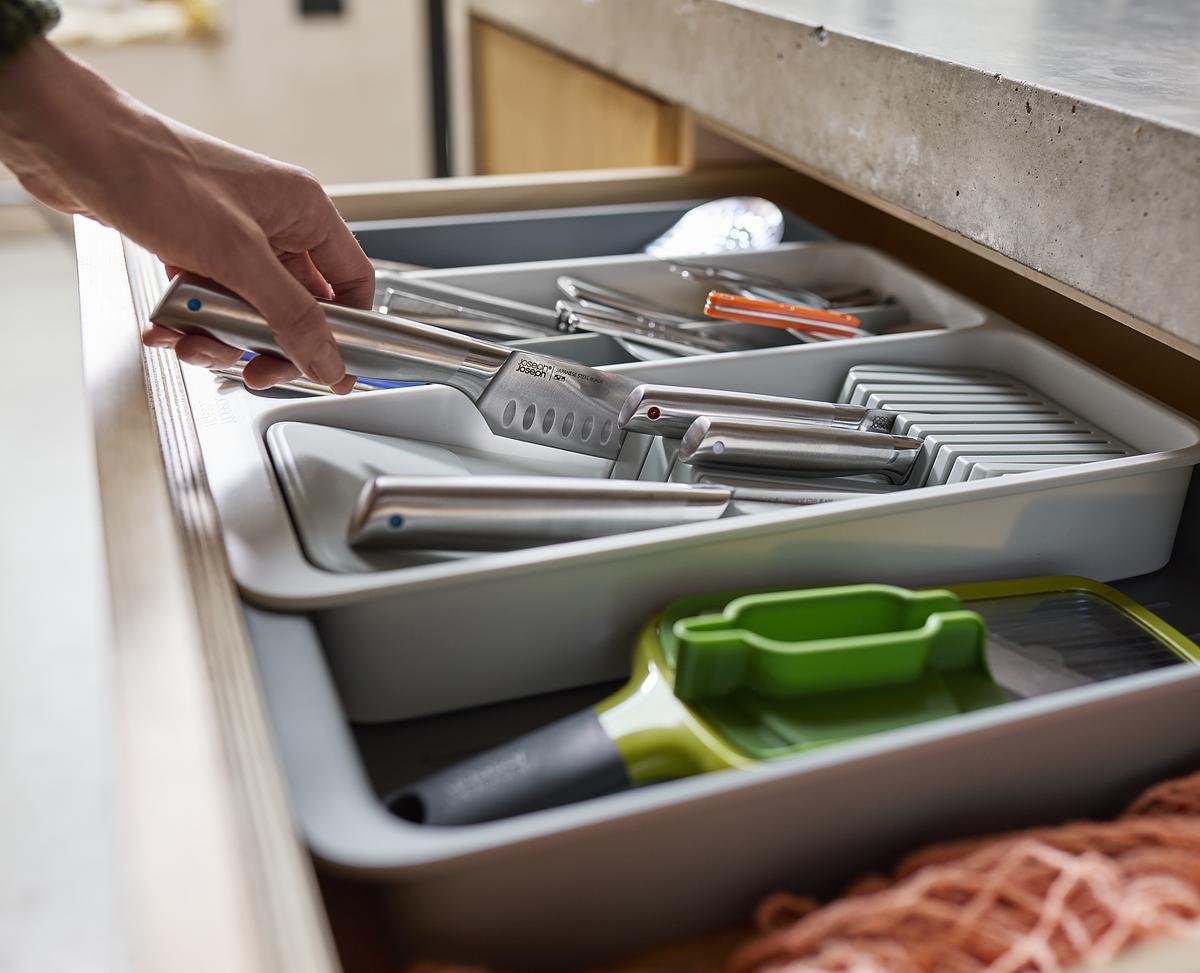 DrawerStore™ Expanding Tiered Cutlery, Utensil, Gadget & Knife Organiser