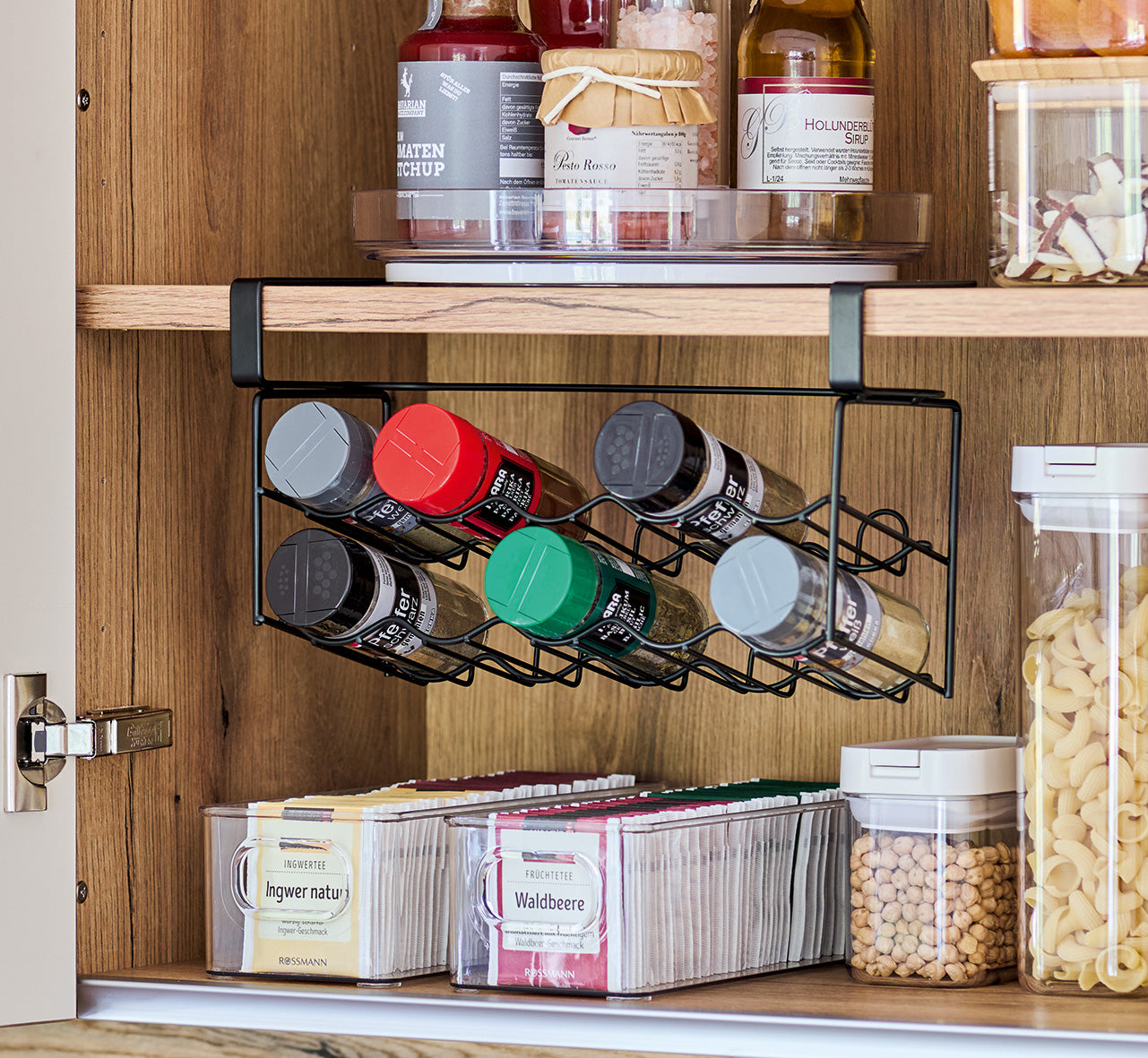 Glass Spice Jar with Plastic Lid- 90ml- black lid