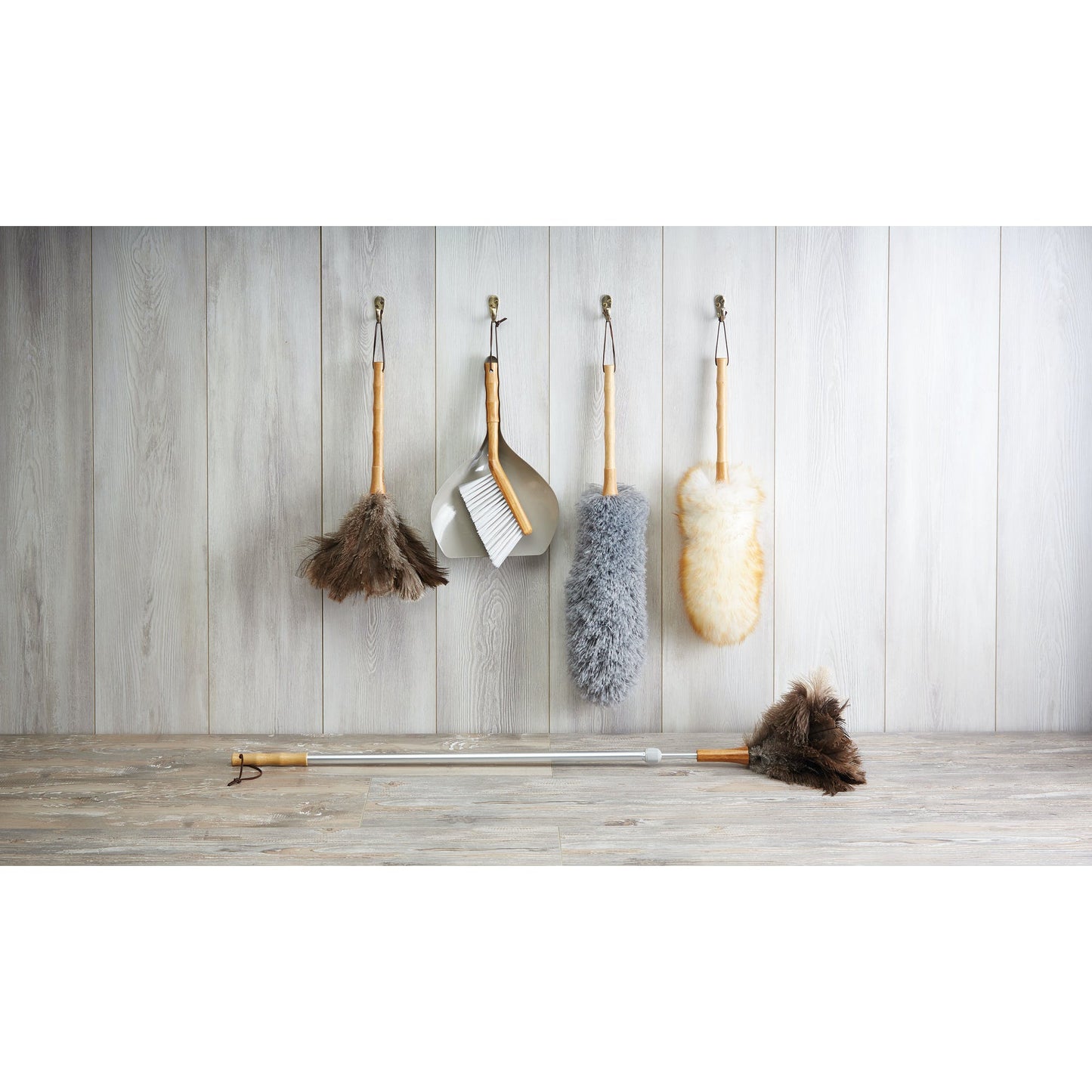 Living Nostalgia Genuine Natural Ostrich Feather Duster