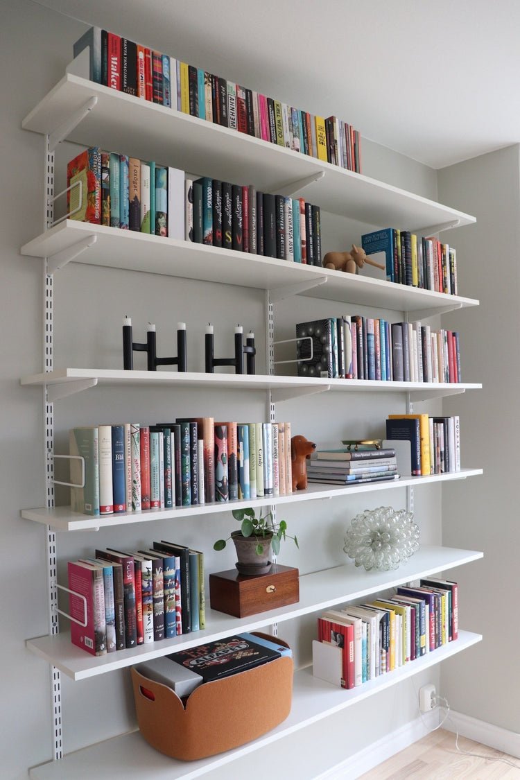 Elfa Traditional Shelving System