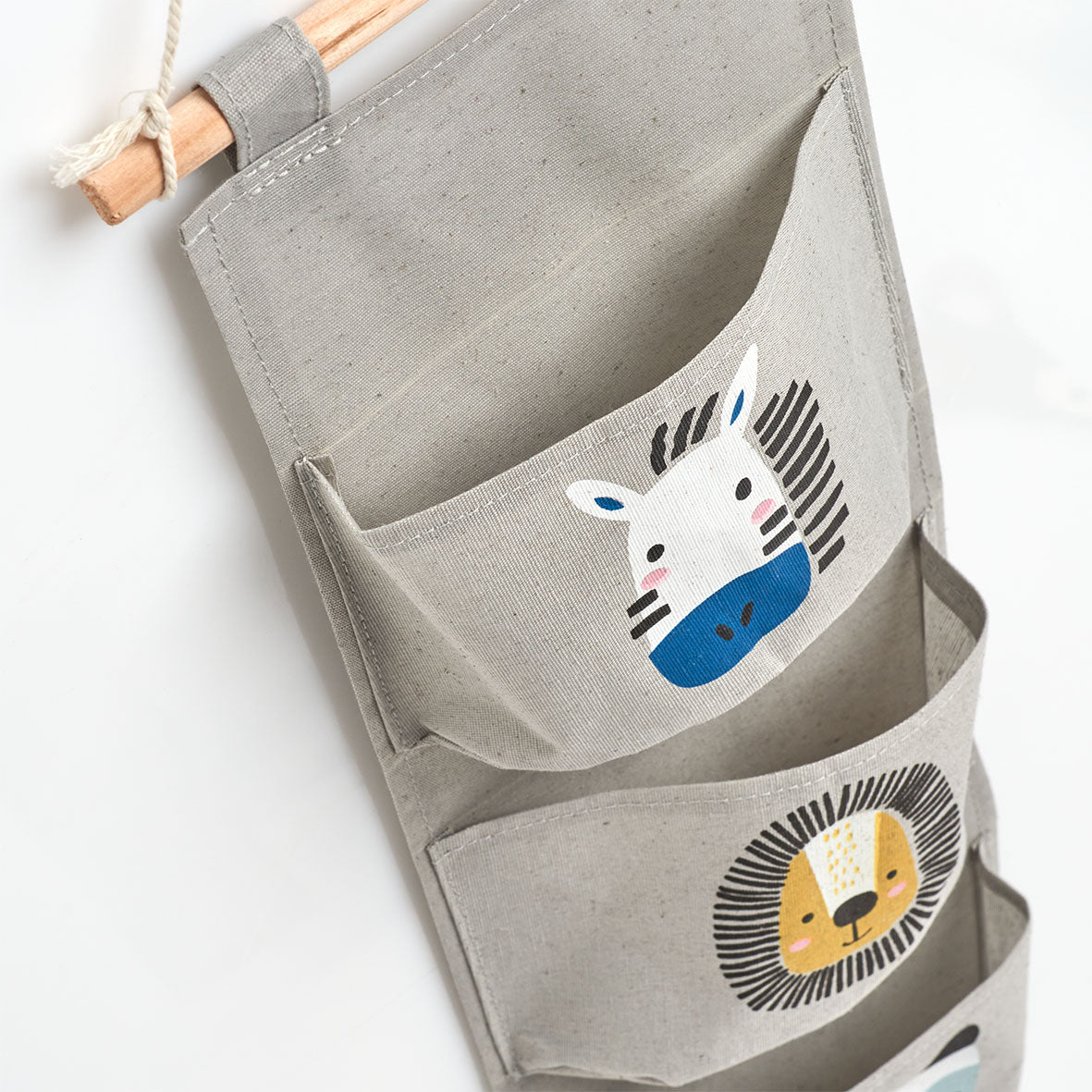 Kids Hanging Storage "Animals"