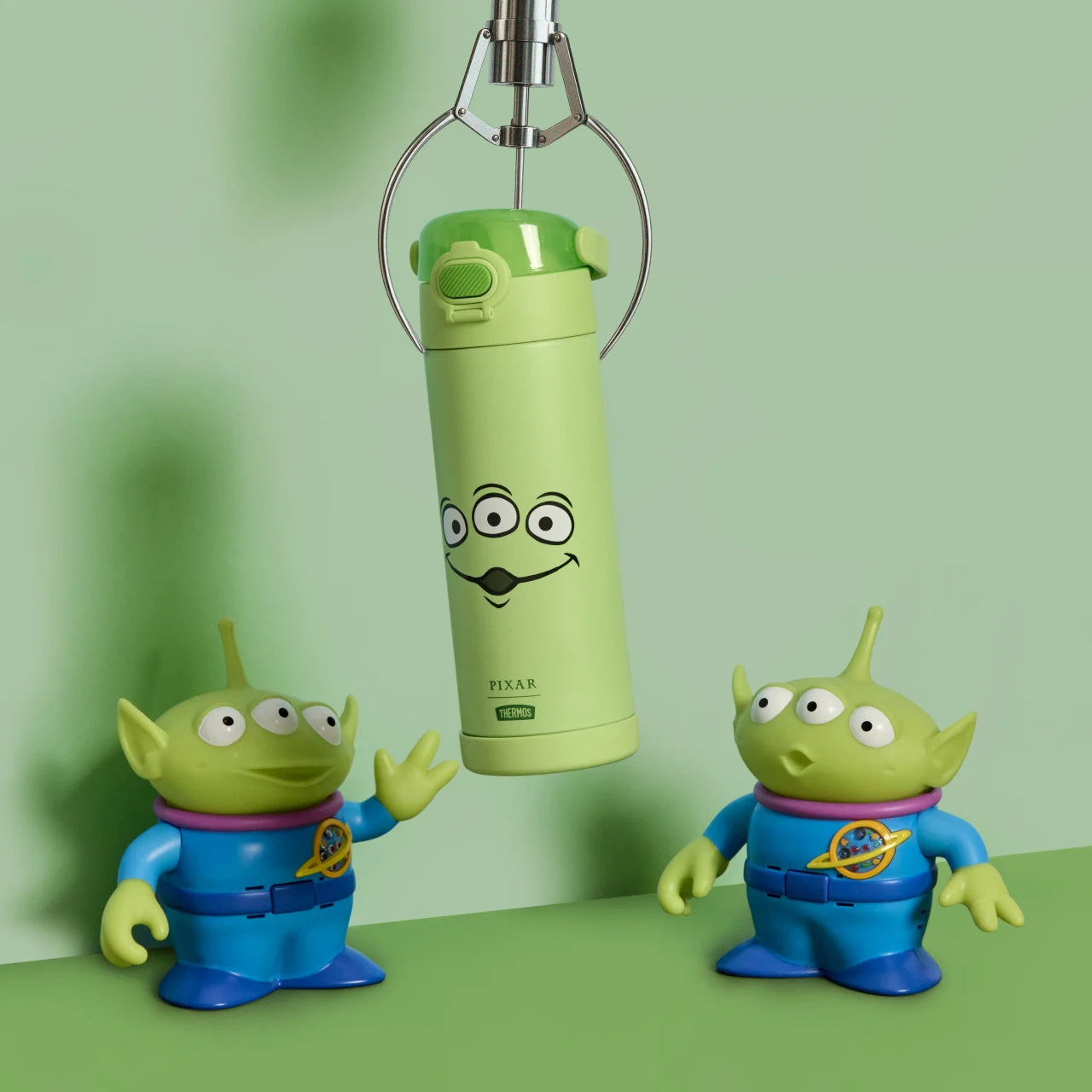Disney Alien Bottle - 470ml