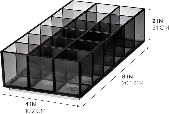 Cosmetic Lip Station by Sara Tanno