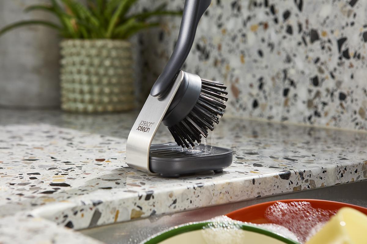 SinkTech™ Washing Up Brush with Steel Stand - The Organised Store