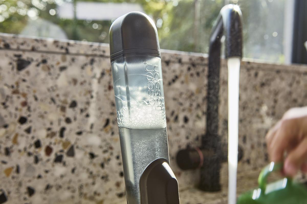 SinkTech™ Soap Dispensing Washing Up Brush with Steel Stand - The Organised Store