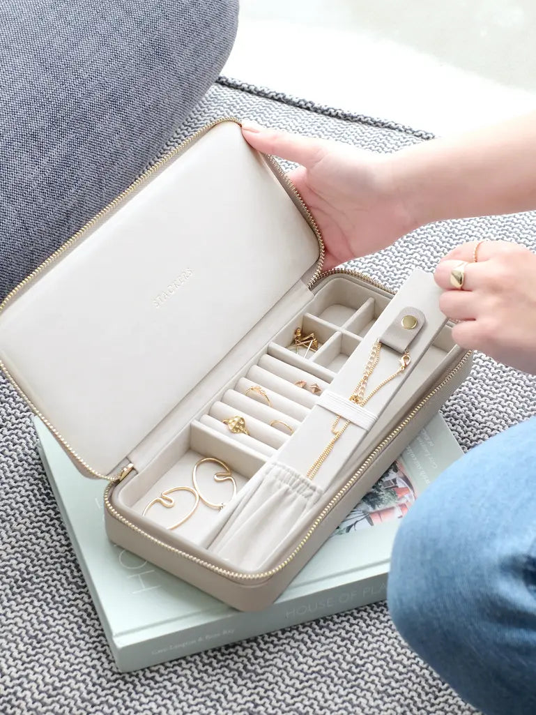 Sleek Necklace Zipped Travel Jewellery Box
