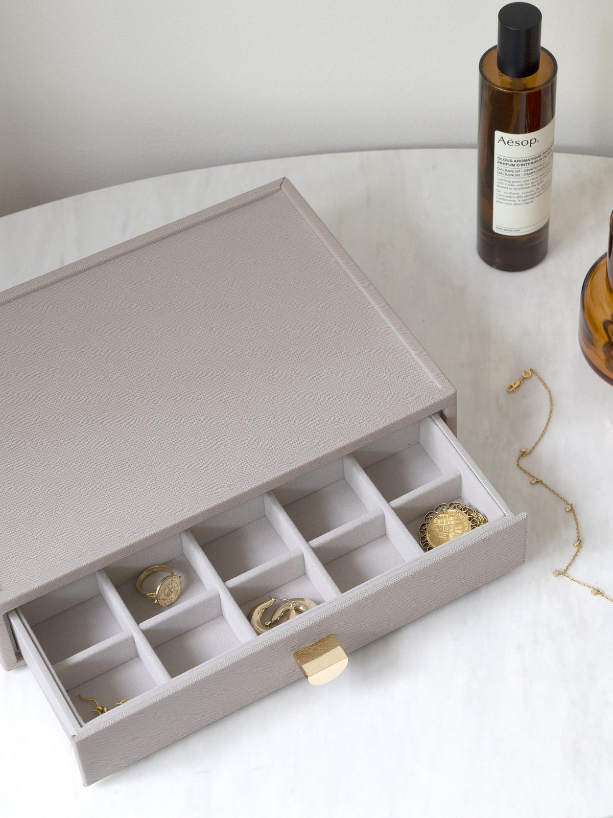 Classic Trinket Drawer Layer