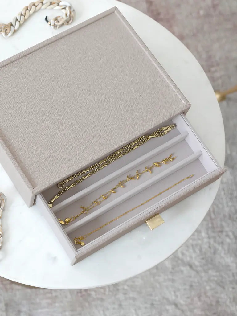 Classic Necklace Drawer Layer