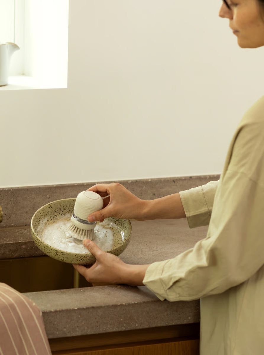 Soap Dispensing Dish Brush-Various Colours - The Organised Store
