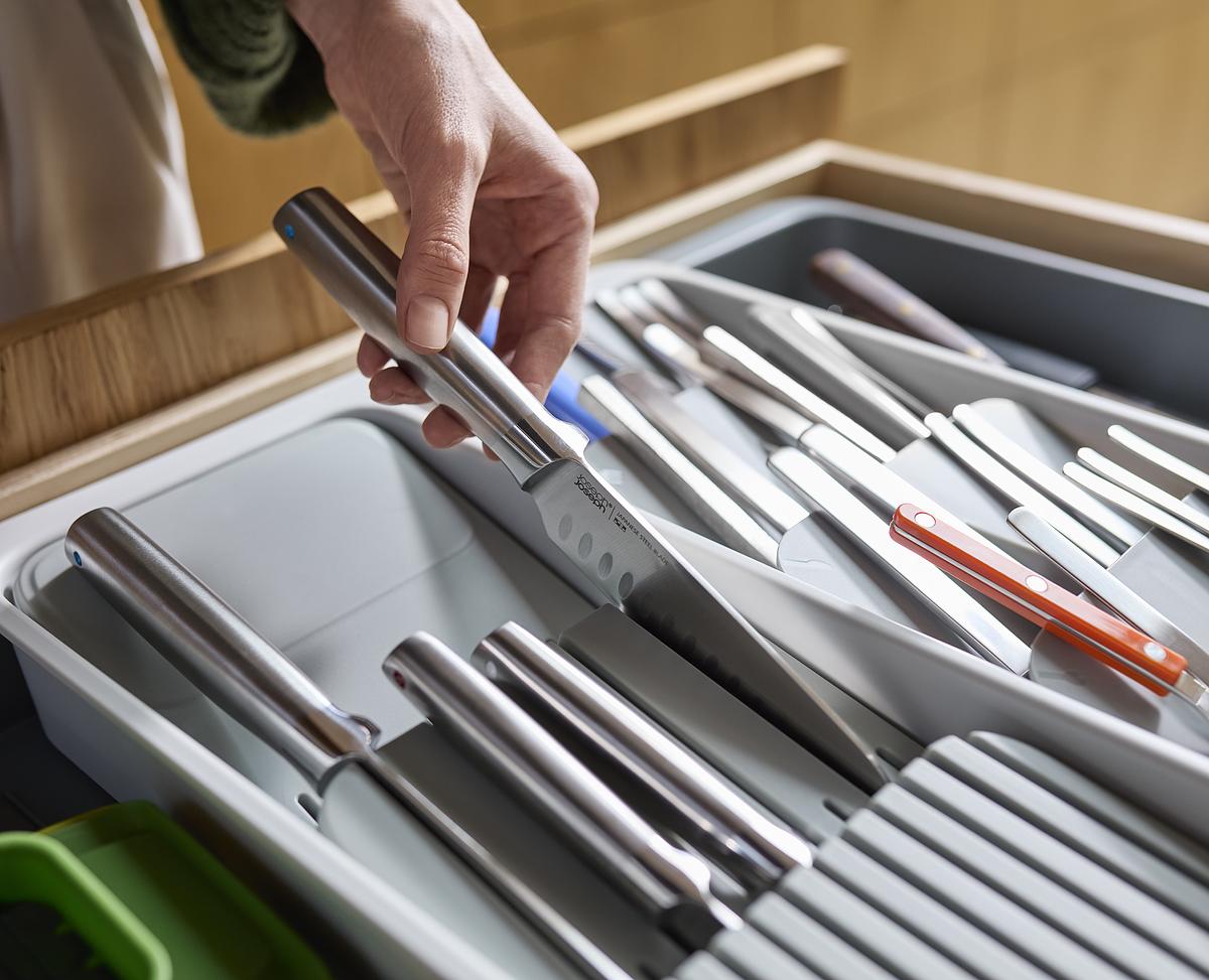 DrawerStore™ Expanding Tiered Cutlery, Utensil, Gadget & Knife Organiser