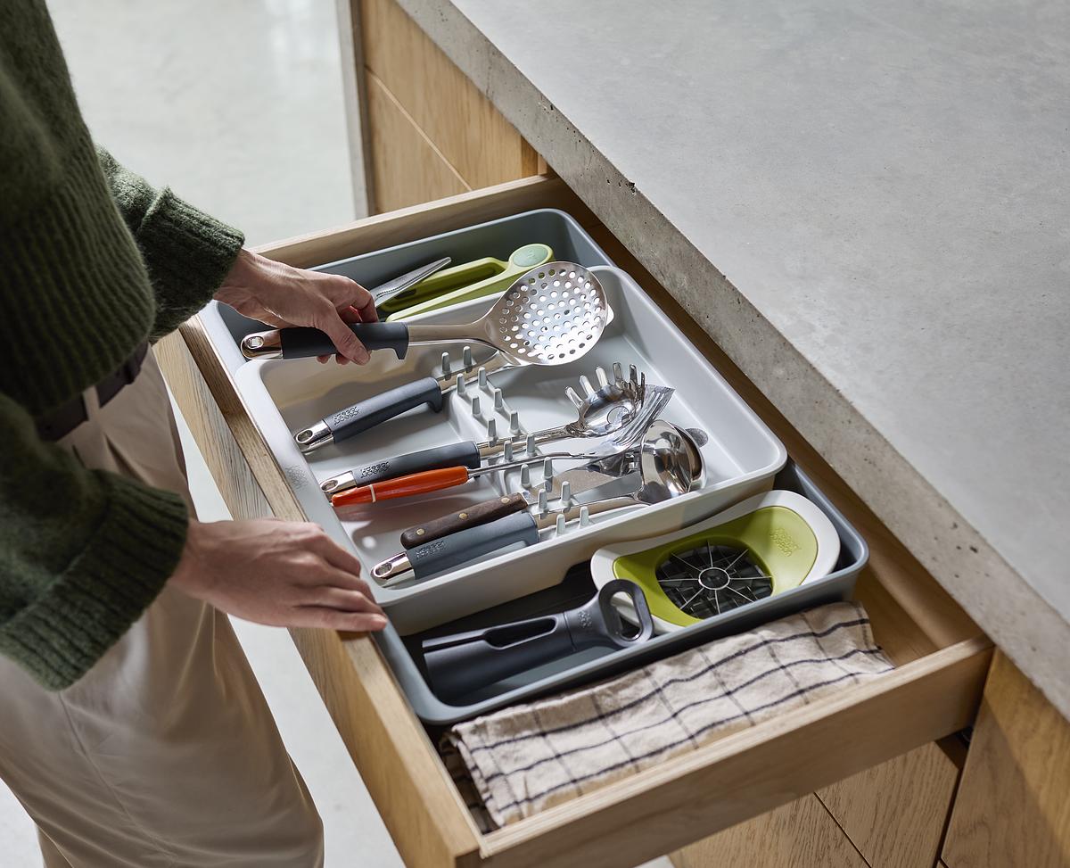 DrawerStore™ Expanding Utensil & Gadget Organiser