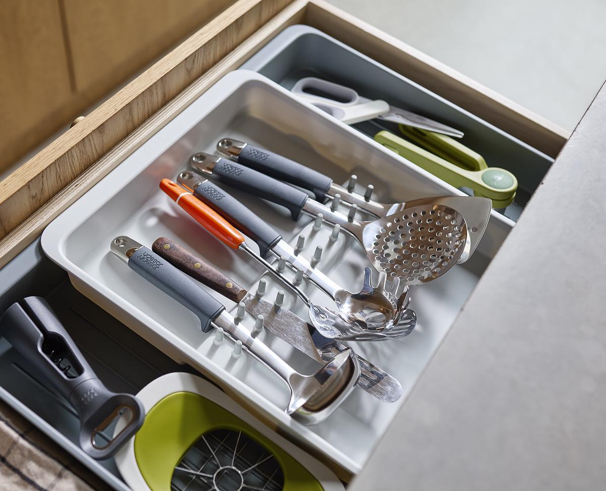 DrawerStore™ Expanding Utensil & Gadget Organiser - The Organised Store