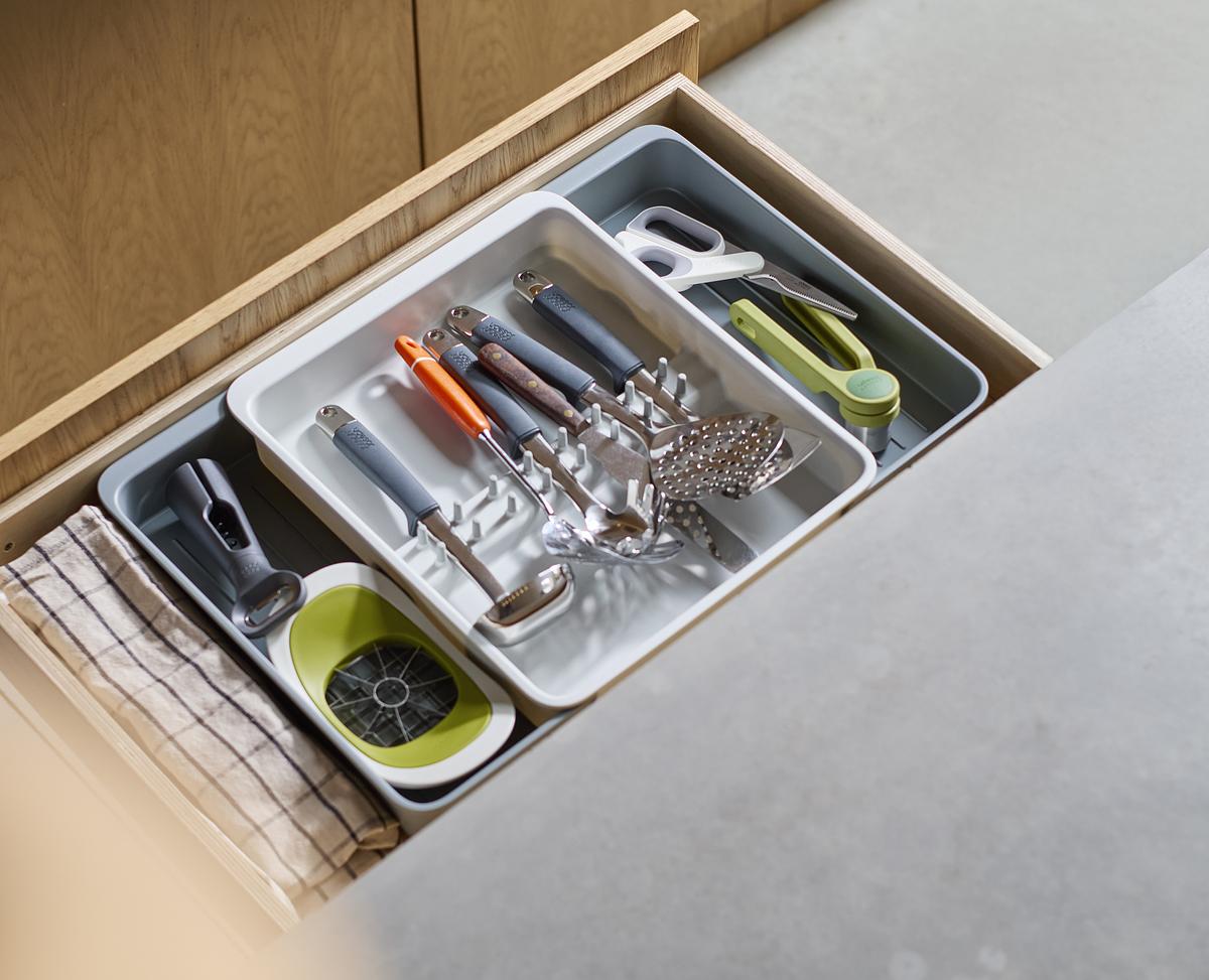 DrawerStore™ Expanding Utensil & Gadget Organiser