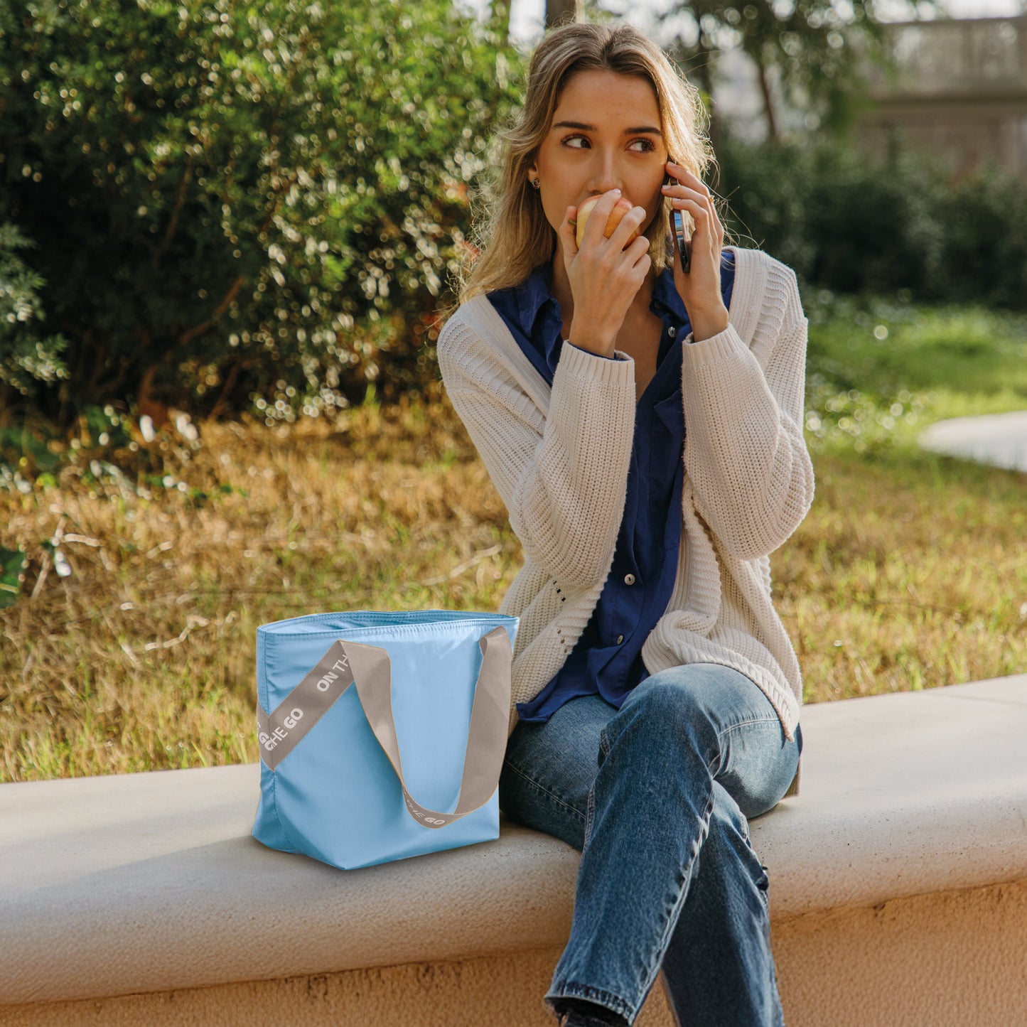 Tote On The Go-Various- 3.7L