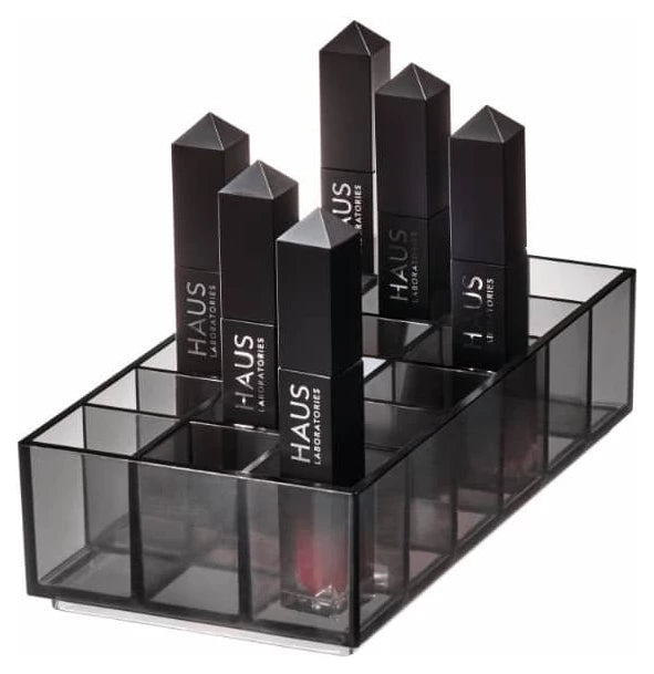 Cosmetic Lip Station by Sara Tanno