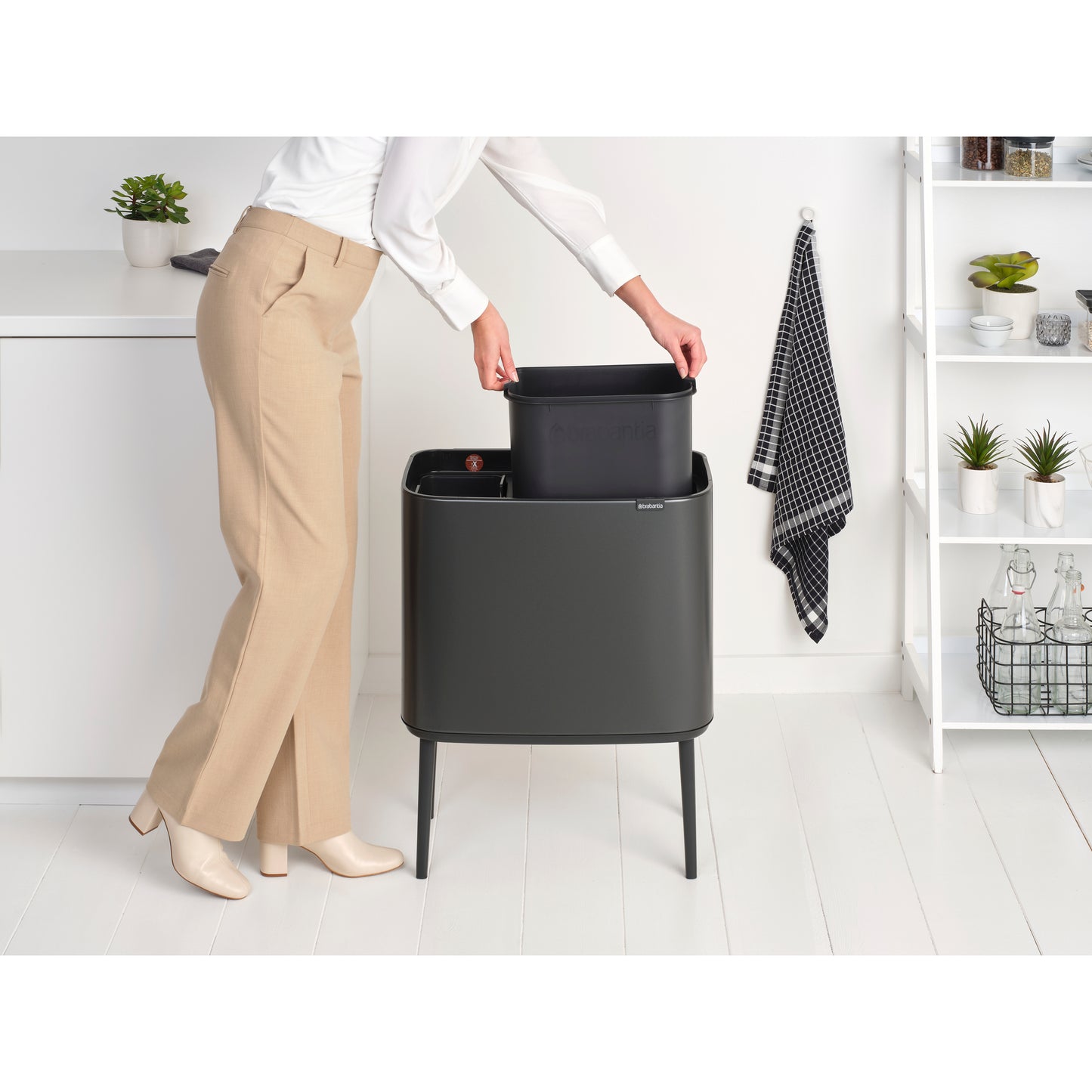 BO Touch Bin 11 + 23 Litre- Confident Grey