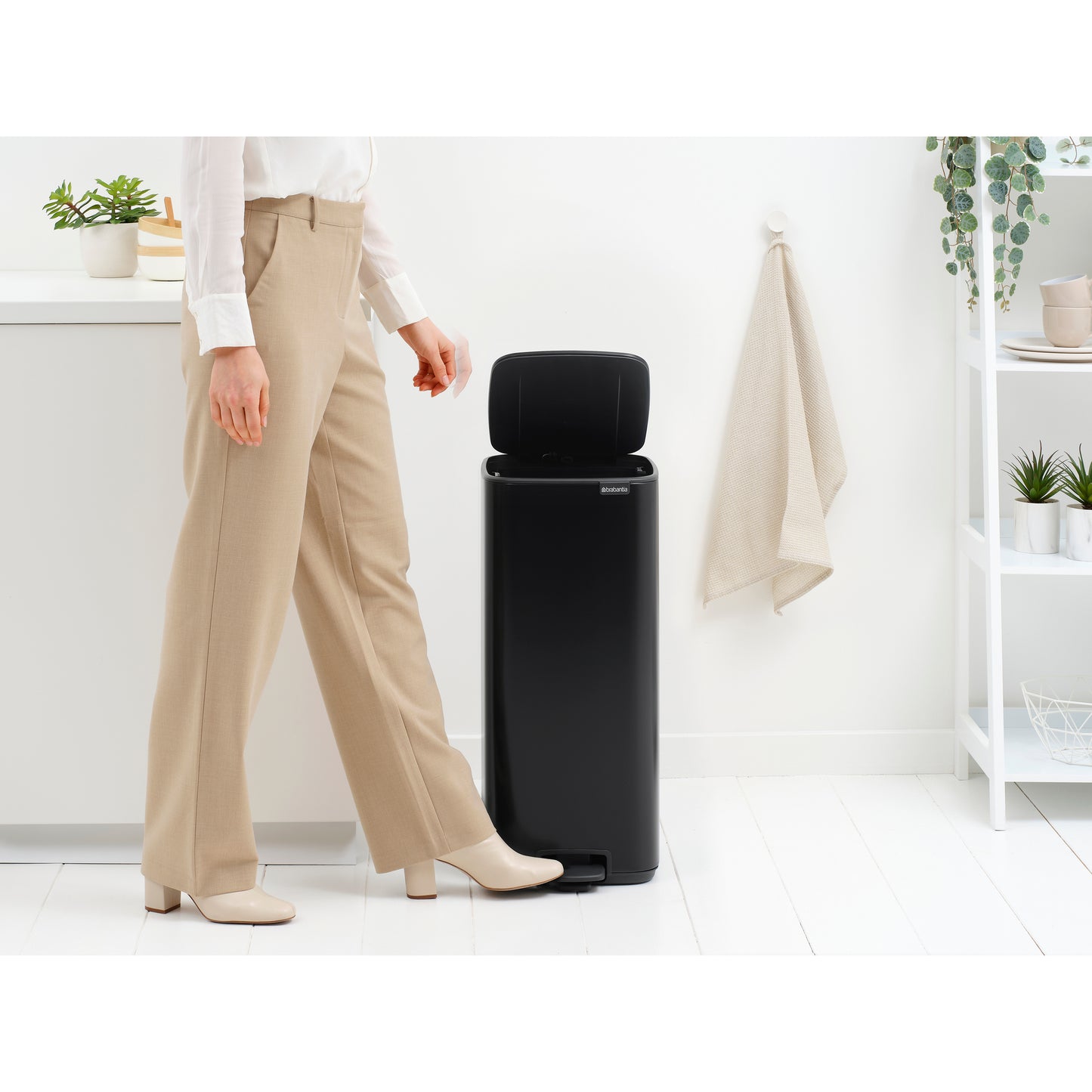 Bo Pedal Bin, 30 Litre - Various Colours