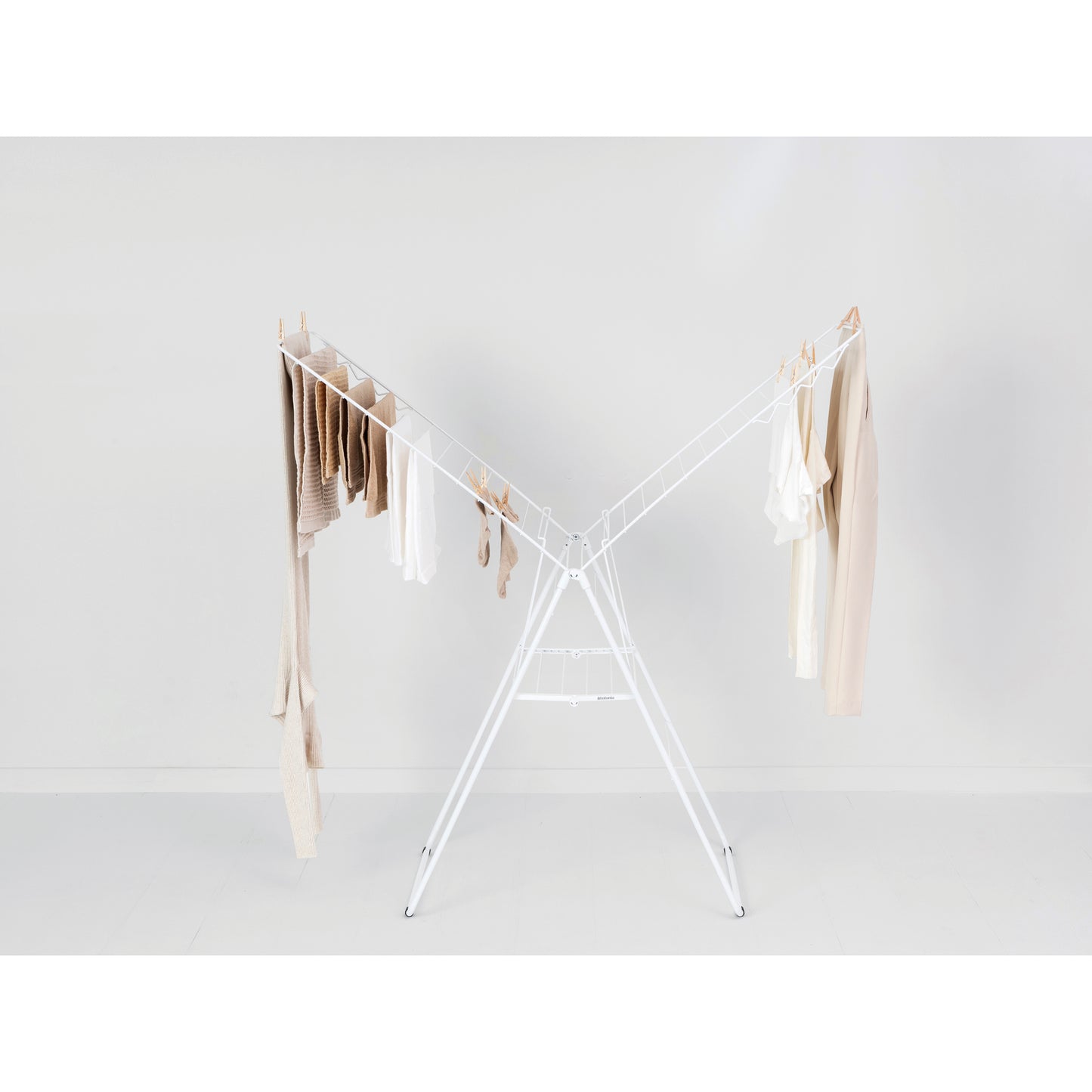 HangOn Drying Rack 25 Metres- White or Black