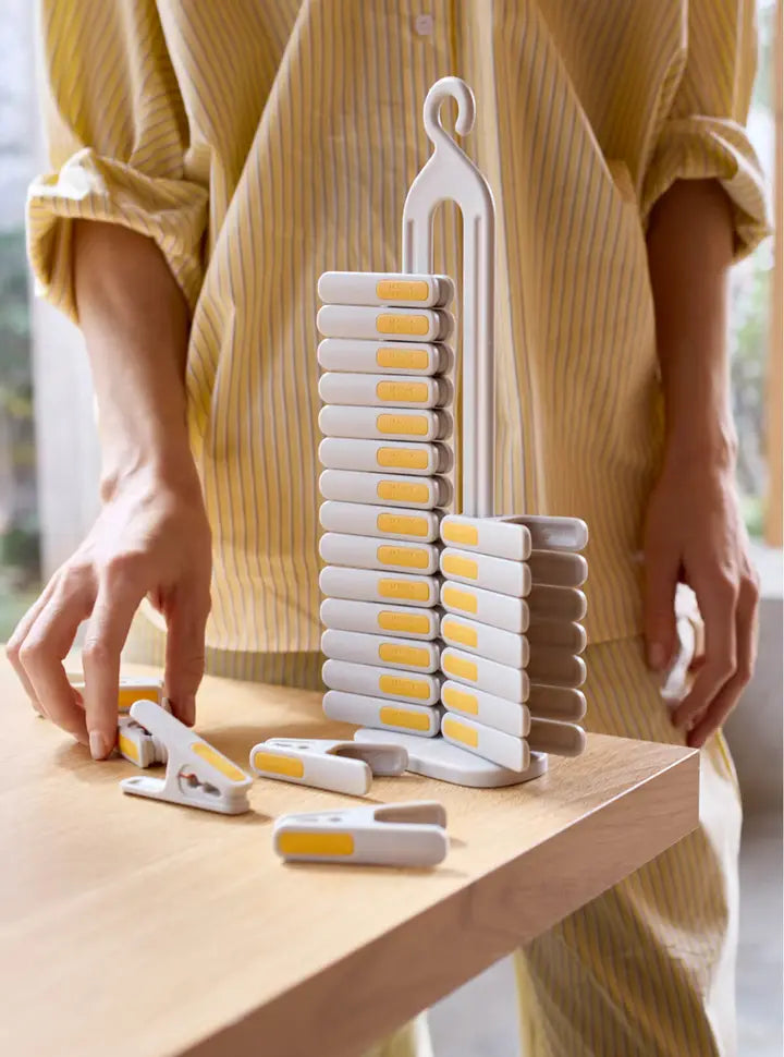 30-Piece Clothes Peg Set With Storage Stand