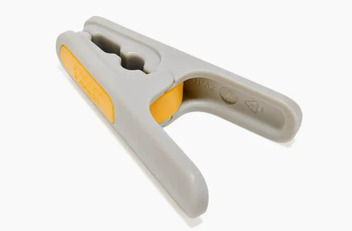 30-Piece Clothes Peg Set With Storage Stand