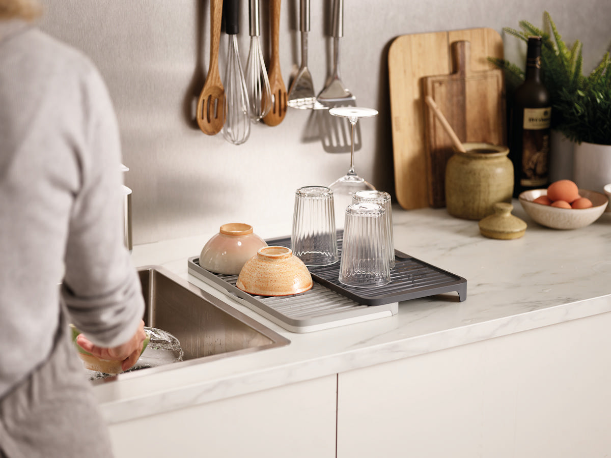 Tier Expandable Draining Mat - Grey