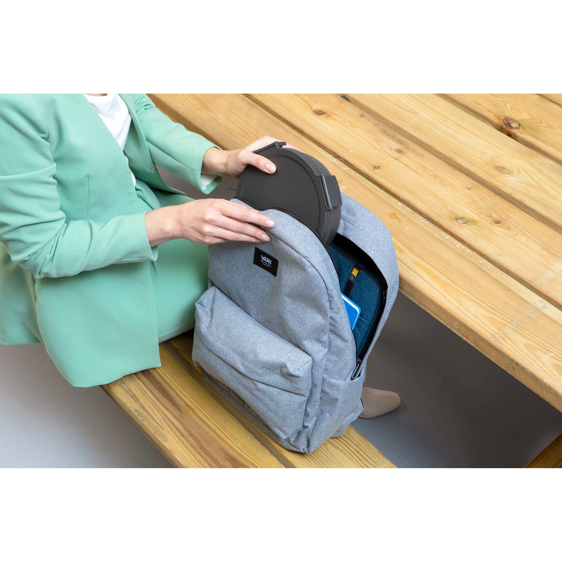 Make & Take Salad Bowl 1.3 L - Dark Grey - The Organised Store