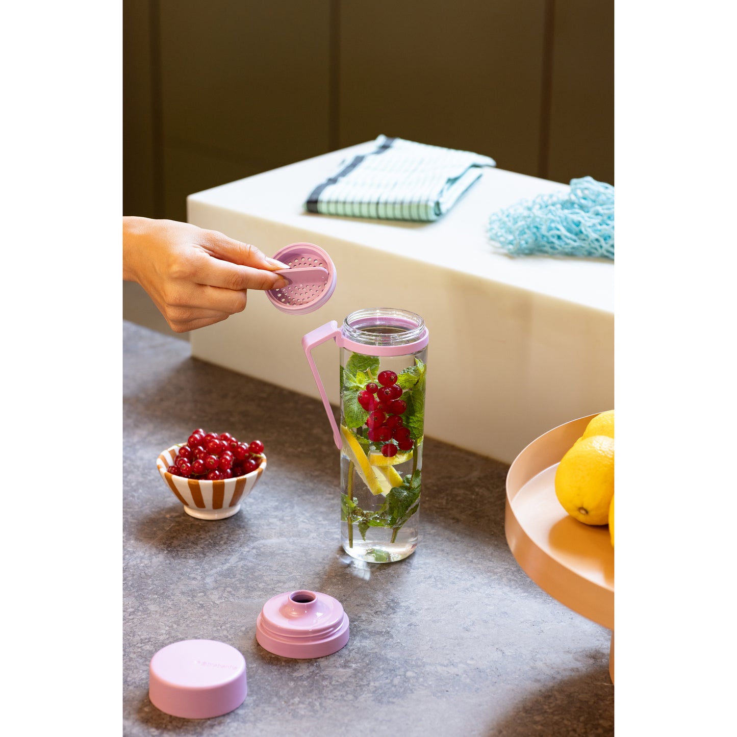 Make & Take Water Bottle with Strainer - 500ml - The Organised Store