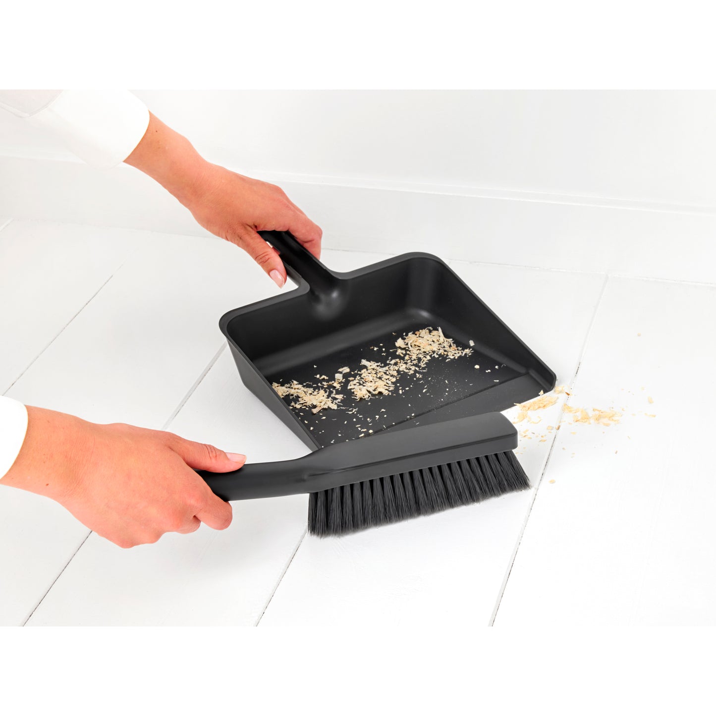 SinkSide Dustpan and Brush Set