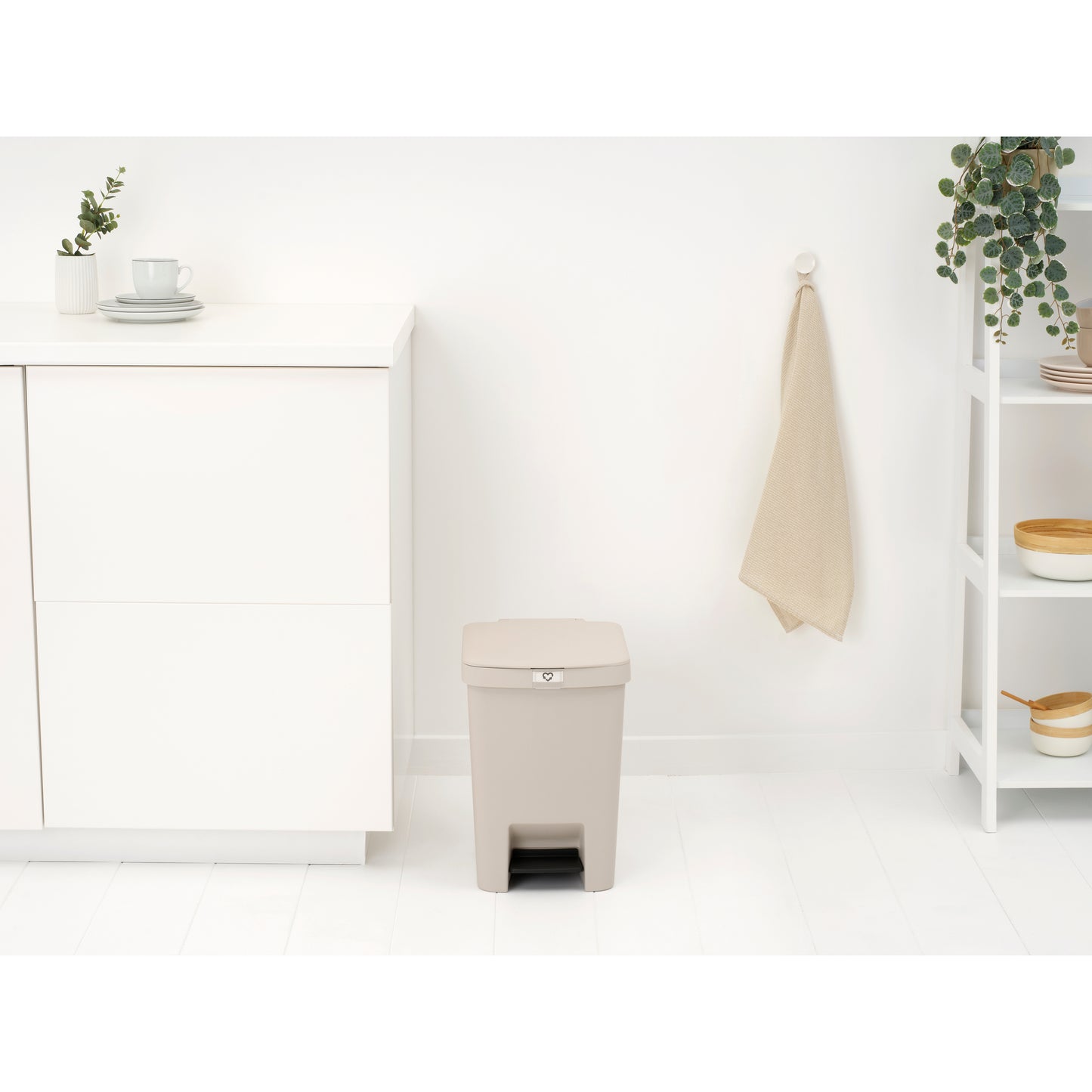 Step Up Pedal Bin- 25 litre - Soft Beige - The Organised Store