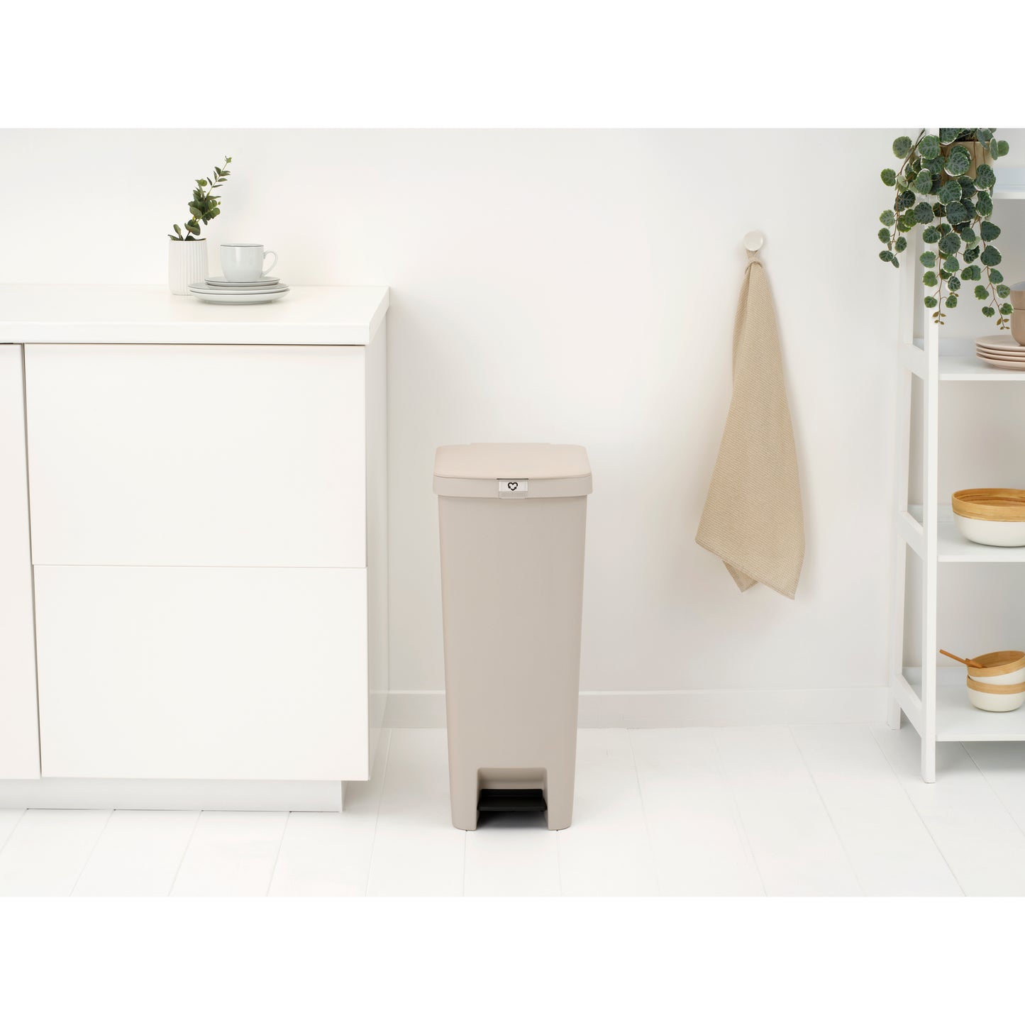 Stepup Pedal Bin - Soft Beige- 40L