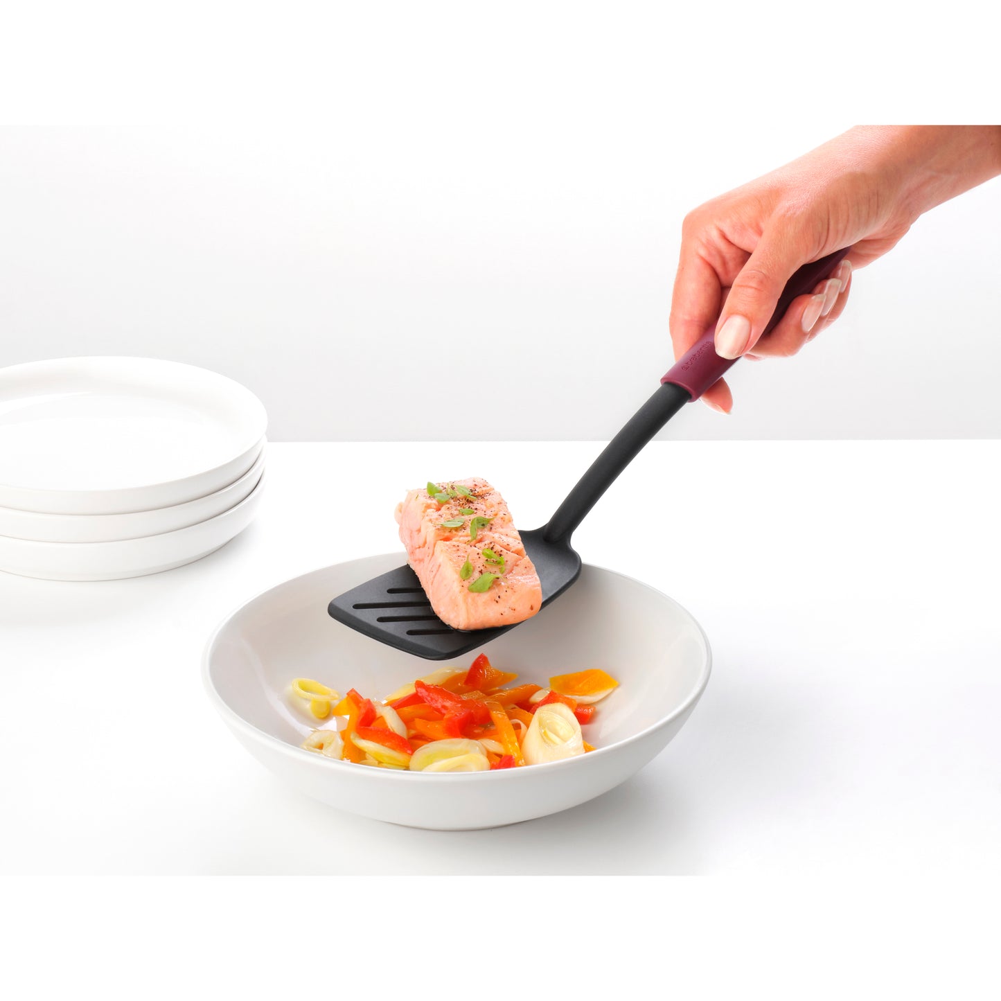 Tasty+ Spatula, Aubergine Red