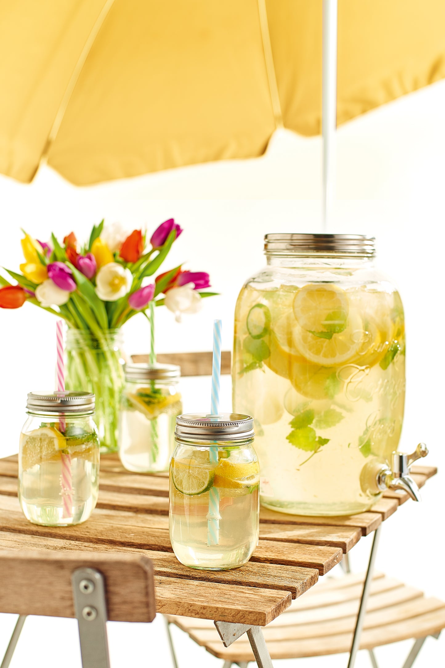 Drinking Jar Set In Box With Handle - Glass/Metal/Wood