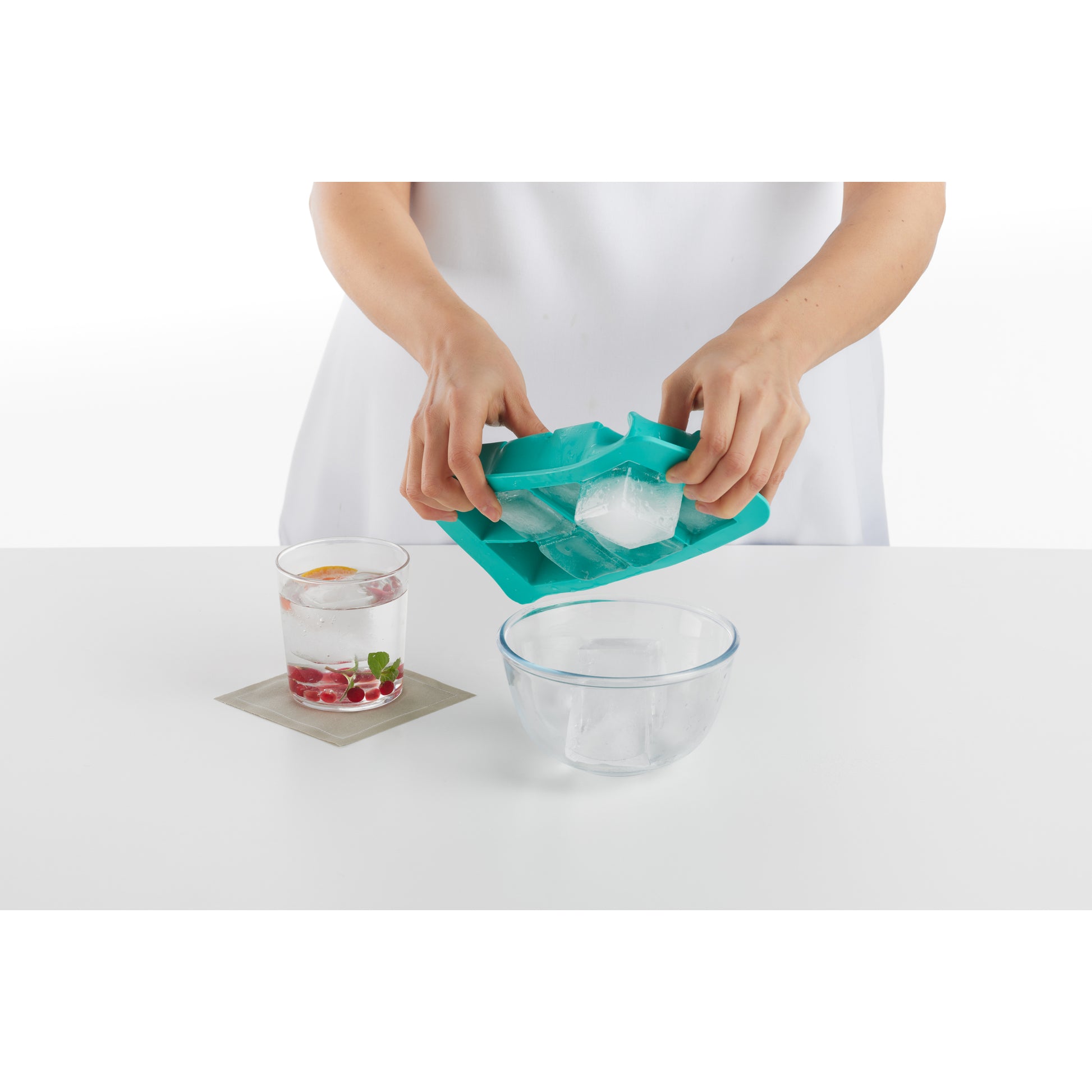 XL Square Ice Cube Tray - The Organised Store