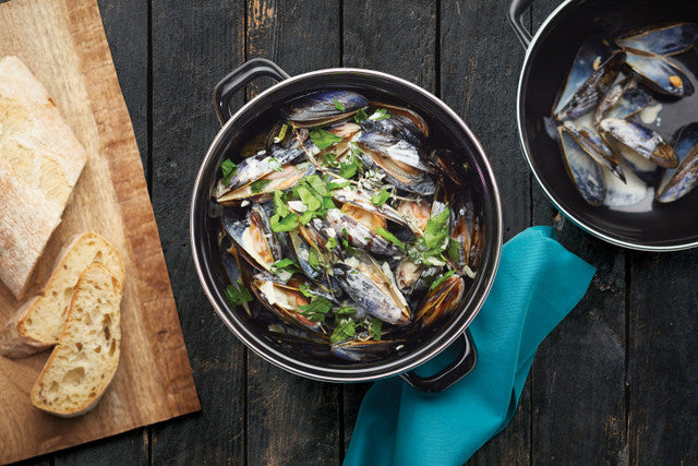 KitchenCraft World of Flavours Mediterranean Large Mussels Pot
