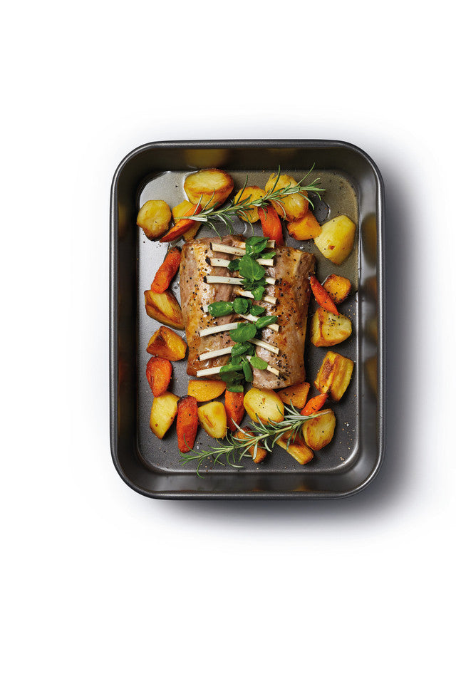 MasterClass Non-Stick Roasting Pan, 39cm x 28cm