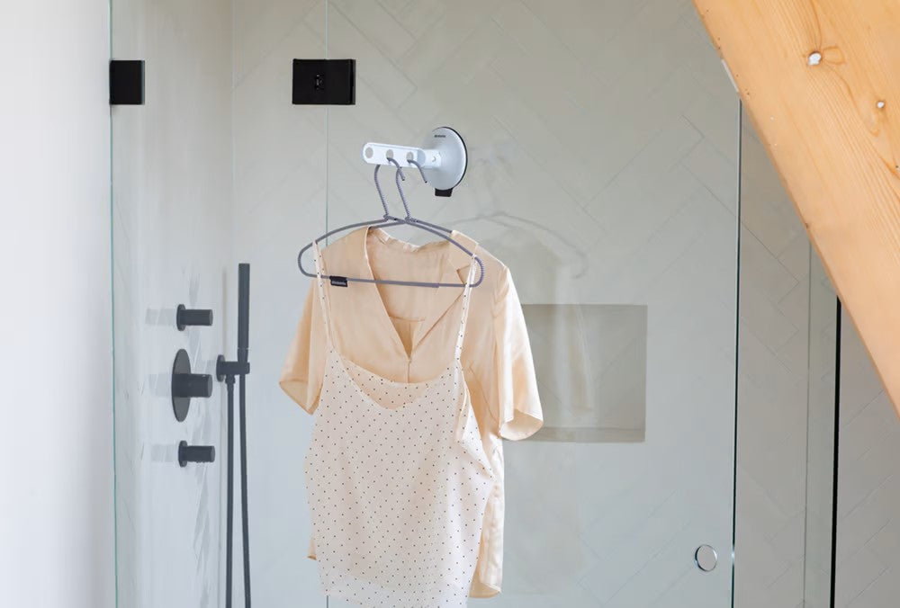 Clothes Hook With Suction Cup, Light Grey