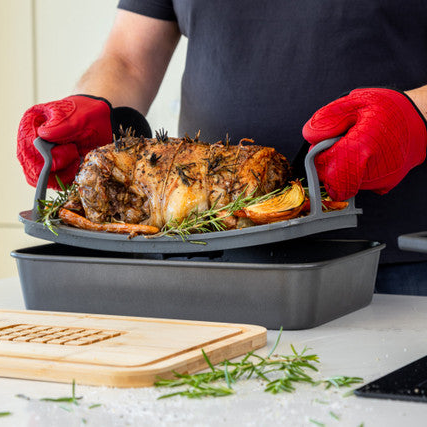 2 Piece Roast And Rest Set With Handles