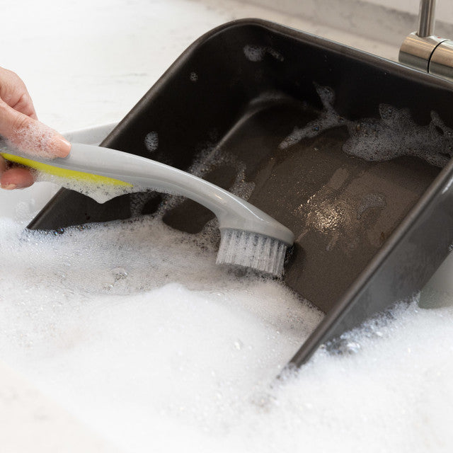 Nooks & Crannies Washing Brush