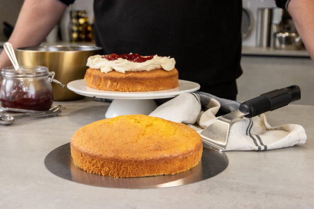 Sweetly Does It Stainless Steel Cake Lifter