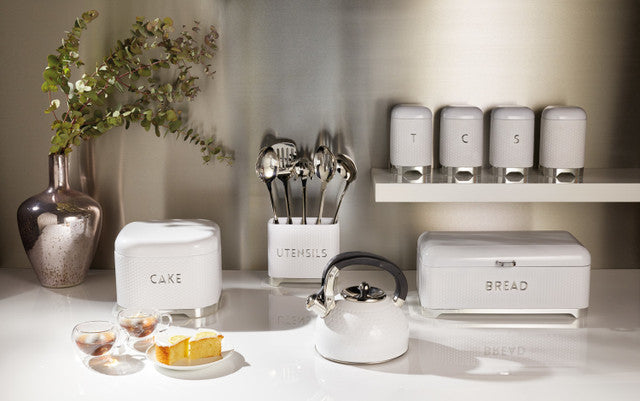 Lovello Retro Tea Canister with Geometric Textured Finish - Ice White