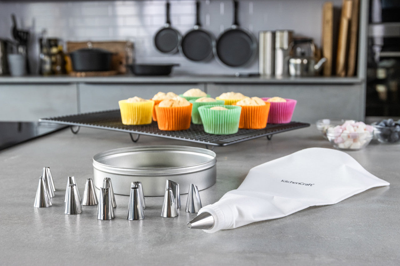 Sweetly Does It Icing Tin Set - The Organised Store
