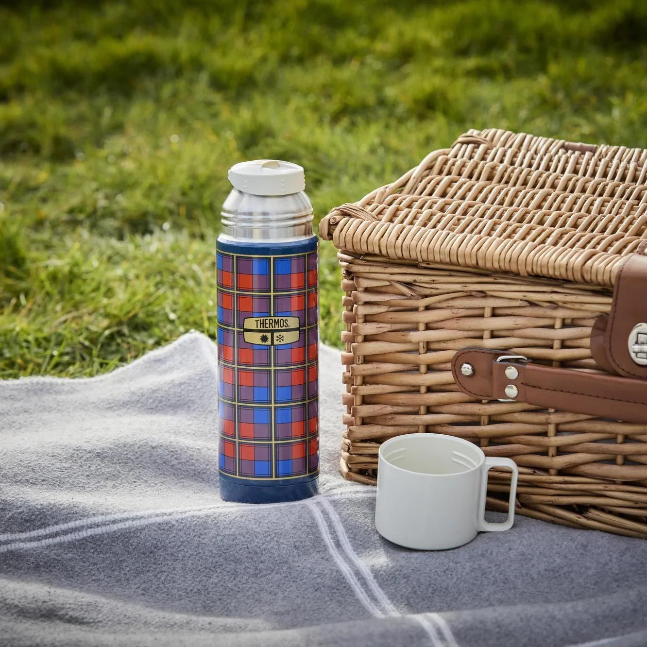 Thermos Revival Series Flask - Green/Blue-500ml