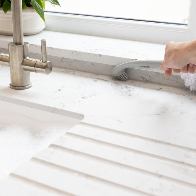 Nooks & Crannies Washing Brush